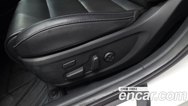 Kia K7 2020 — photo 25