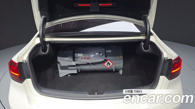 Kia K7 2020 — photo 30