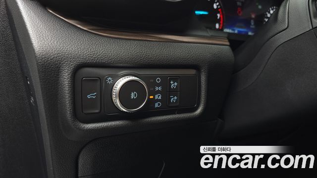 Ford Explorer 2020 — photo 24