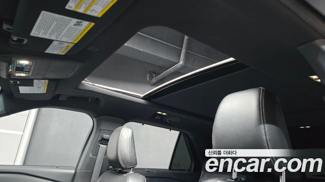 Ford Explorer 2020 — photo 29