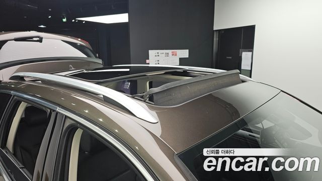 Volkswagen Touareg 2016 — photo 20