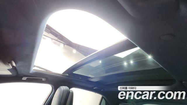 Lincoln Continental 2020 — photo 18