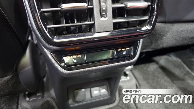 Lexus NX 2025 — photo 31