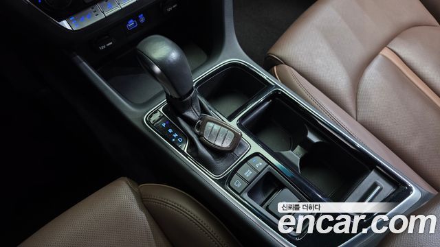 Hyundai Sonata 2019 — photo 12