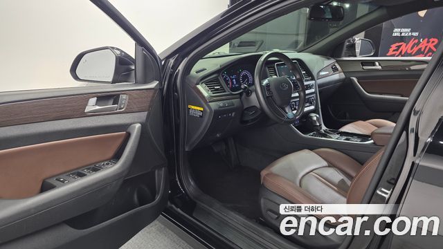 Hyundai Sonata 2019 — photo 13