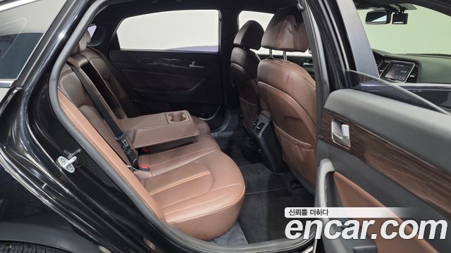Hyundai Sonata 2019 — photo 18