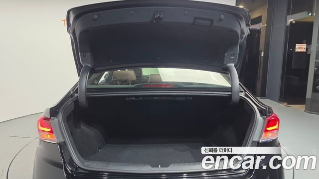 Hyundai Sonata 2019 — photo 26