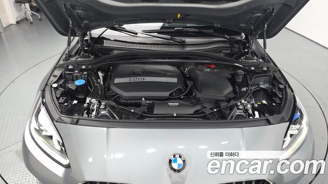 BMW 1-Series 2025 — photo 6
