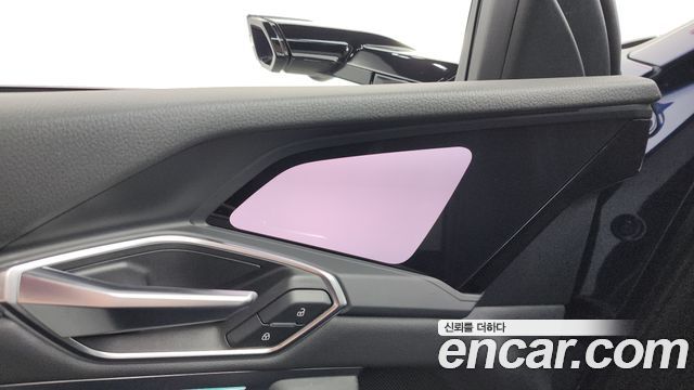 Audi e-tron 2022 — photo 19