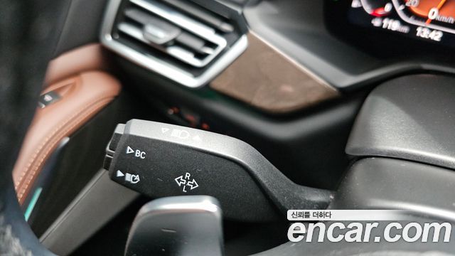 BMW X5 2023 — photo 28