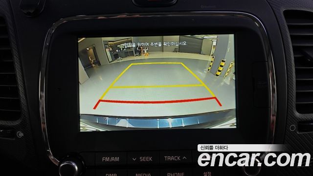 Kia K3 2016 — photo 20