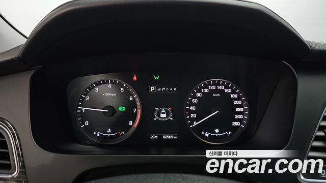 Hyundai Sonata 2016 — photo 11