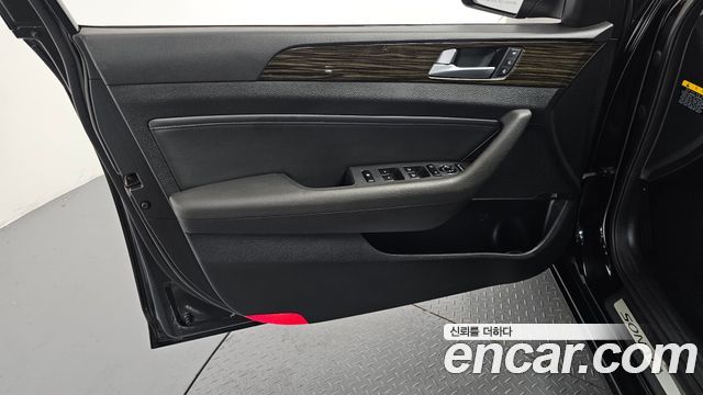 Hyundai Sonata 2016 — photo 14