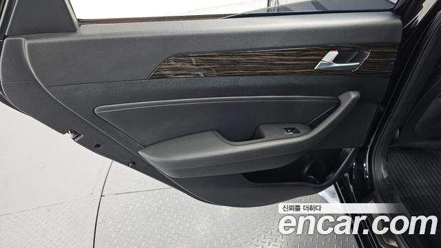 Hyundai Sonata 2016 — photo 15
