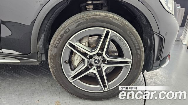 Mercedes-Benz GLC-Class 2021 — photo 5