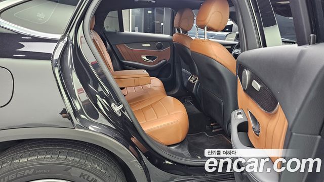 Mercedes-Benz GLC-Class 2021 — photo 18