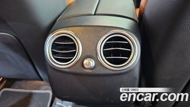 Mercedes-Benz GLC-Class 2021 — photo 27