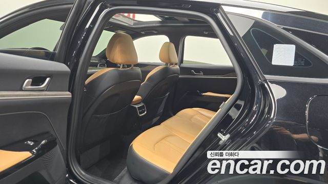 Kia K5 2021 — photo 11