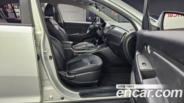 Kia Sportage 2013 — photo 17