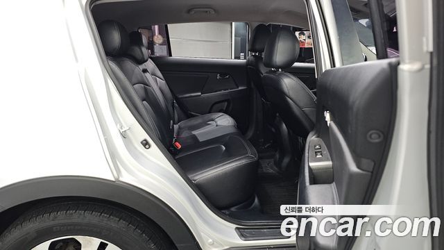 Kia Sportage 2013 — photo 18