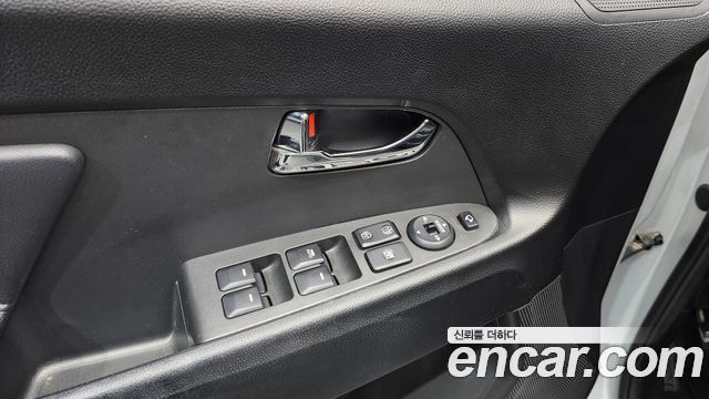 Kia Sportage 2013 — photo 23