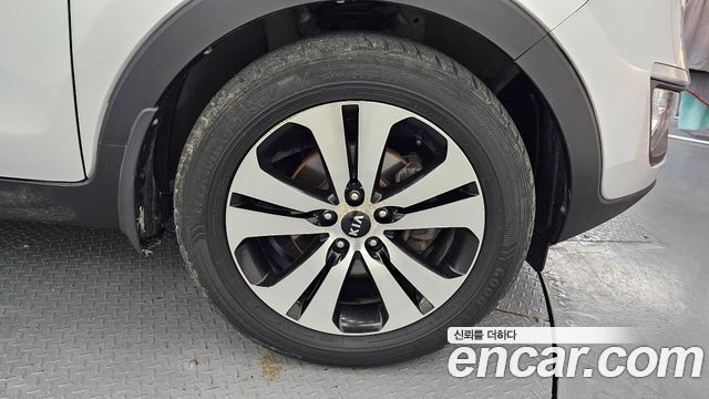 Kia Sportage 2013 — photo 7