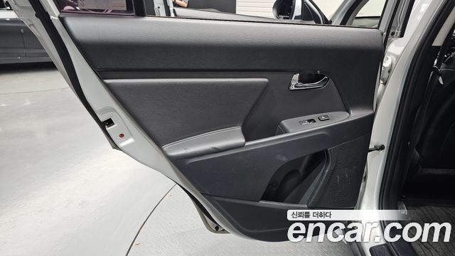 Kia Sportage 2013 — photo 15