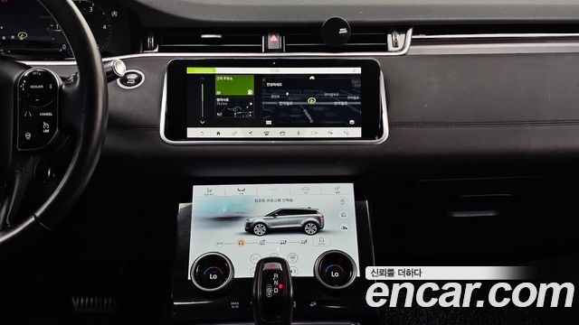 Land Rover Range Rover Evoque 2020 — photo 21