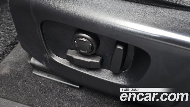 Land Rover Range Rover Evoque 2020 — photo 26