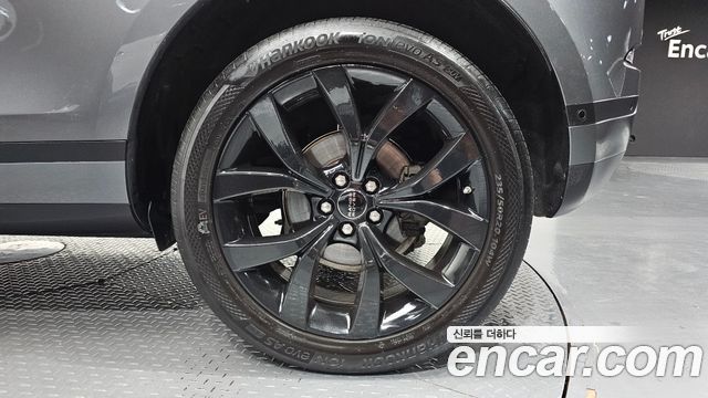 Land Rover Range Rover Evoque 2020 — photo 7