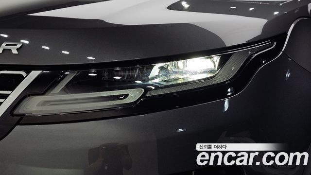 Land Rover Range Rover Evoque 2020 — photo 8