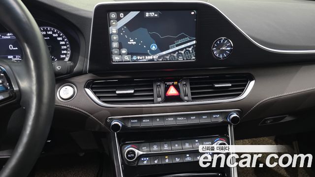 Hyundai Grandeur 2018 — photo 16