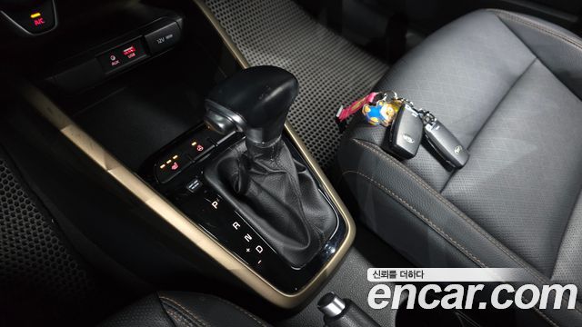 Kia Stonic 2018 — photo 12