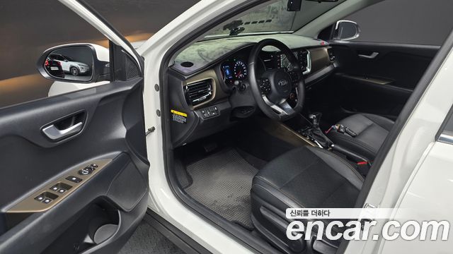Kia Stonic 2018 — photo 13