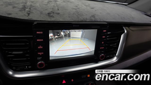 Kia Stonic 2018 — photo 20
