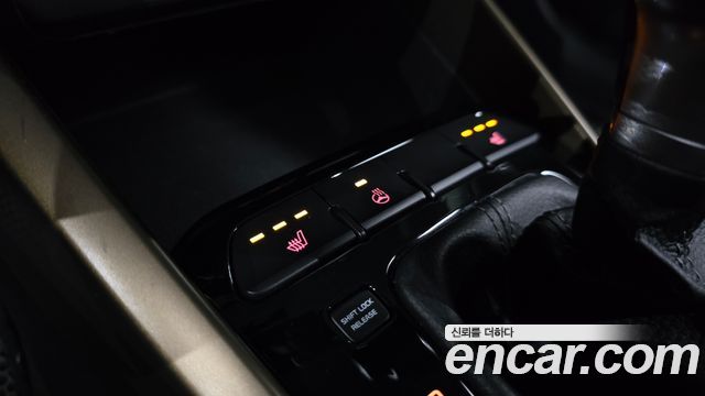 Kia Stonic 2018 — photo 25
