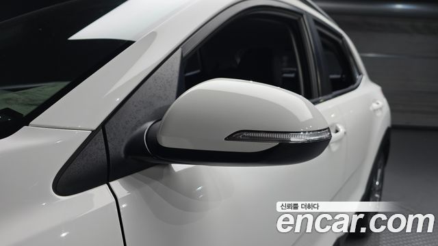 Kia Stonic 2018 — photo 30