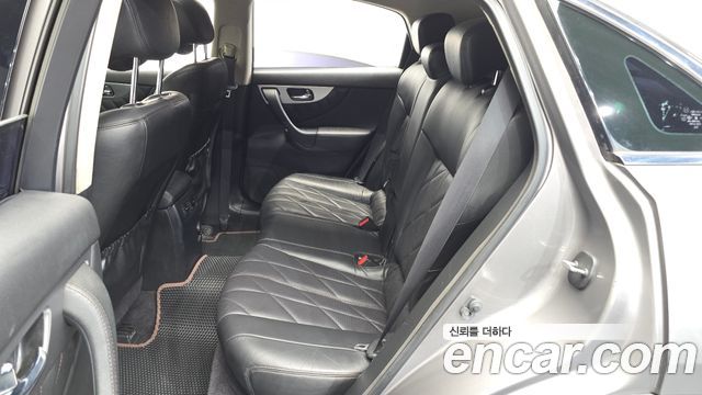 Infiniti FX 2011 — photo 11
