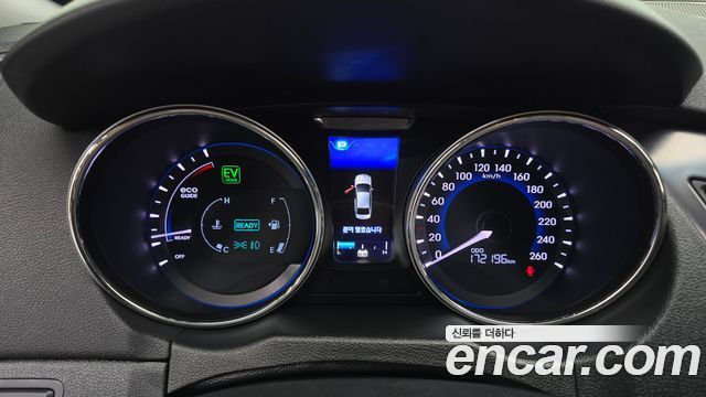 Hyundai Sonata 2012 — photo 11