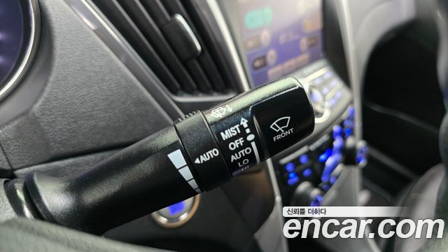 Hyundai Sonata 2012 — photo 23
