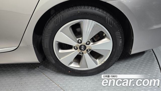 Hyundai Sonata 2012 — photo 7