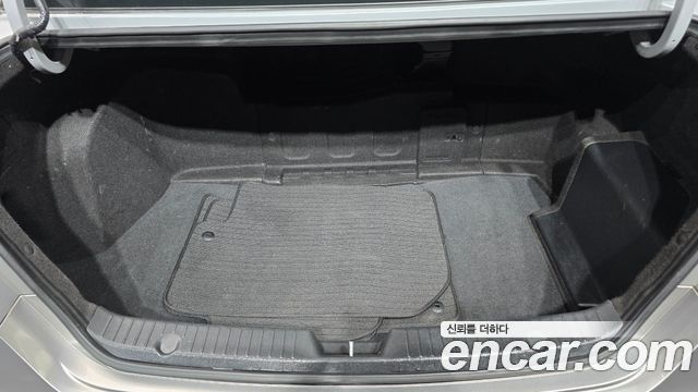 Hyundai Sonata 2012 — photo 32
