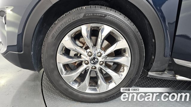 Kia Sorento 2019 — photo 5