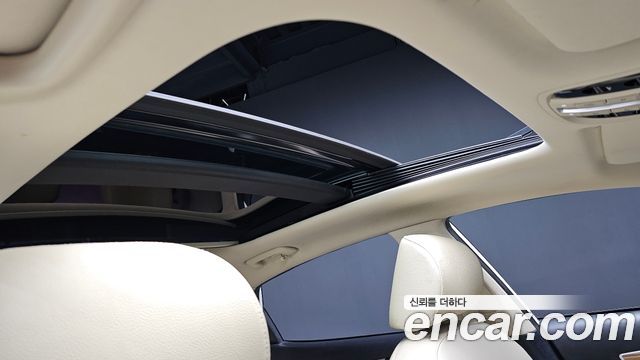 Kia K7 2017 — photo 25