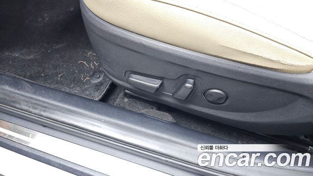 Kia K7 2017 — photo 31