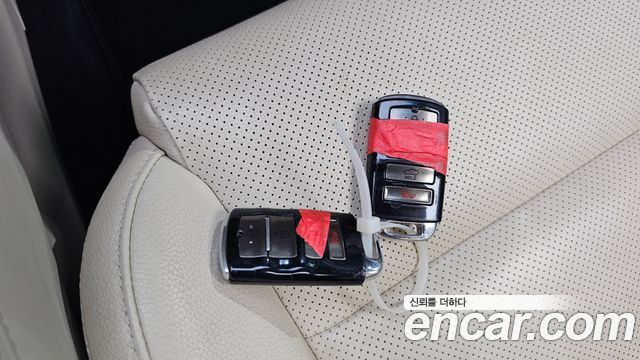 Kia K7 2017 — photo 33