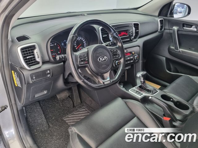 Kia Sportage 2018 — photo 10