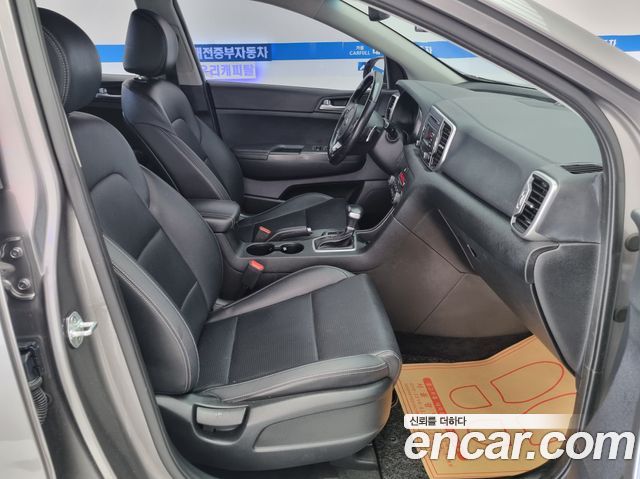 Kia Sportage 2018 — photo 13