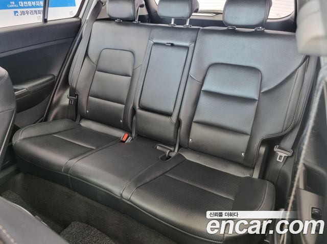 Kia Sportage 2018 — photo 17