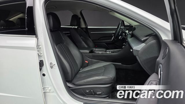 Hyundai Sonata 2024 — photo 16